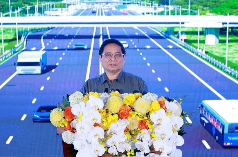 Prime Minister Pham Minh Chinh on February 1 attended a groundbreaking ceremony of a section on the Ho Chi Minh City – Thu Dau Mot – Chon Thanh expressway 94ef2e50-3eff-4281-a6a3-84a220622cb7.jpg