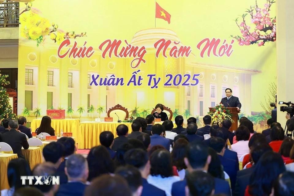 Thủ tướng Phạm Minh Chính giao nhiệm vụ cho Ngân hàng Nhà nước và ngành ngân hàng. Ảnh: Dương Giang/TTXVN