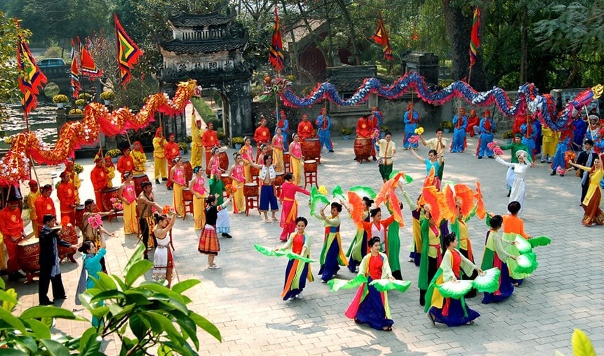 nhung-le-hoi-tam-linh-o-ninh-binh-605160fccaf34.jpg