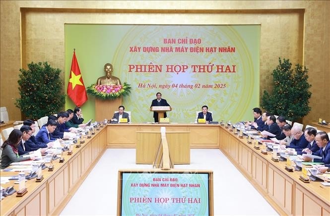 Thủ tướng Phạm Minh Chính chủ trì Phiên họp thứ hai Ban Chỉ đạo xây dựng nhà máy điện hạt nhân. Ảnh: Dương Giang/TTXVN