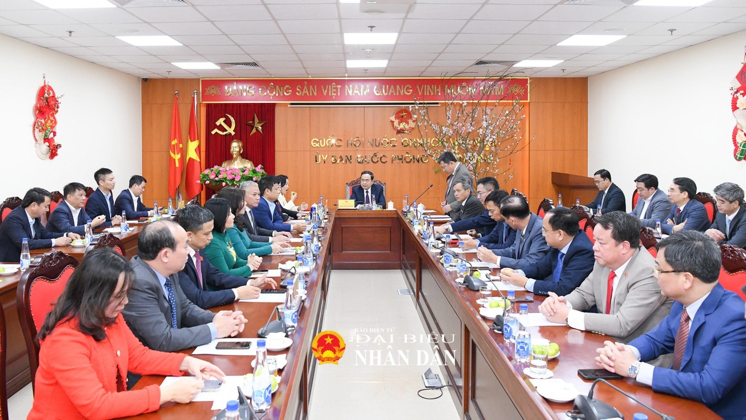 Chủ tịch Quốc hội Trần Thanh Mẫn làm việc với Ủy ban Quốc phòng và An ninh, Ủy ban Đối ngoại. Ảnh: Lâm Hiển