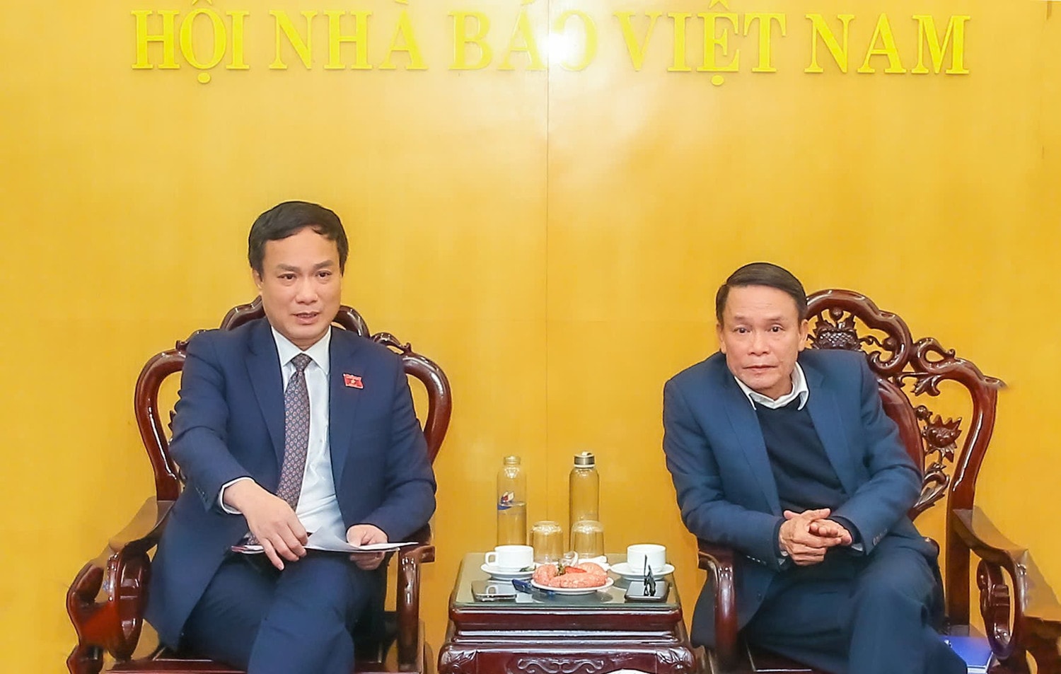 hoi-nha-bao-vn0.jpg