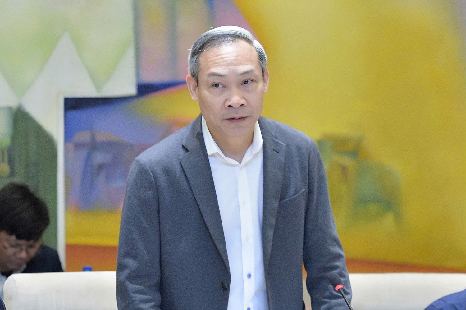 uy-vien-thuong-truc-uy-ban-kinh-te-phan-duc-hieu-phat-bieu.jpg