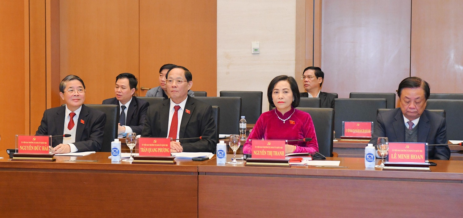 hoi-nghi-03.jpg