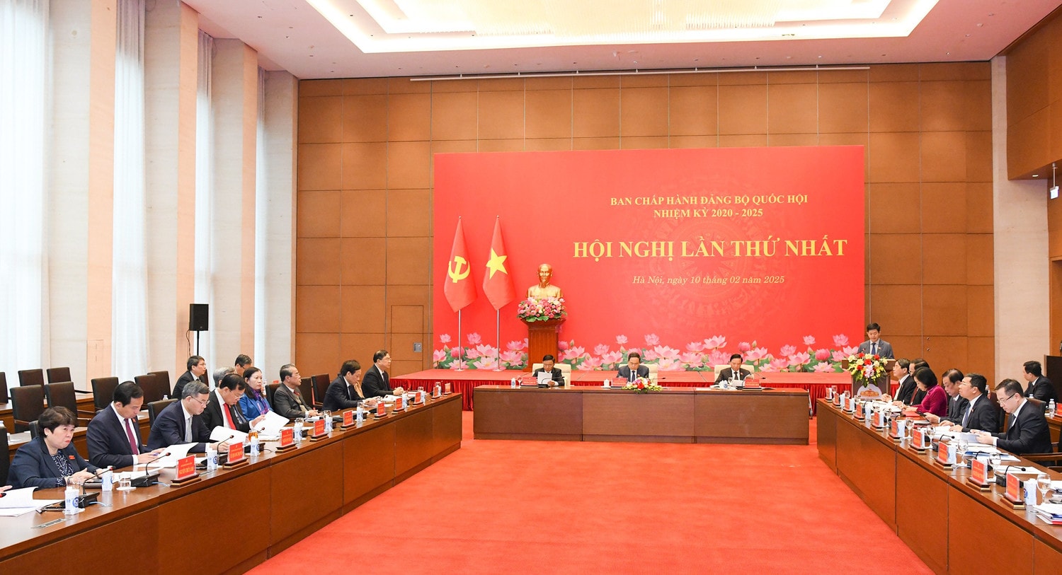hoi-nghi-02.jpg