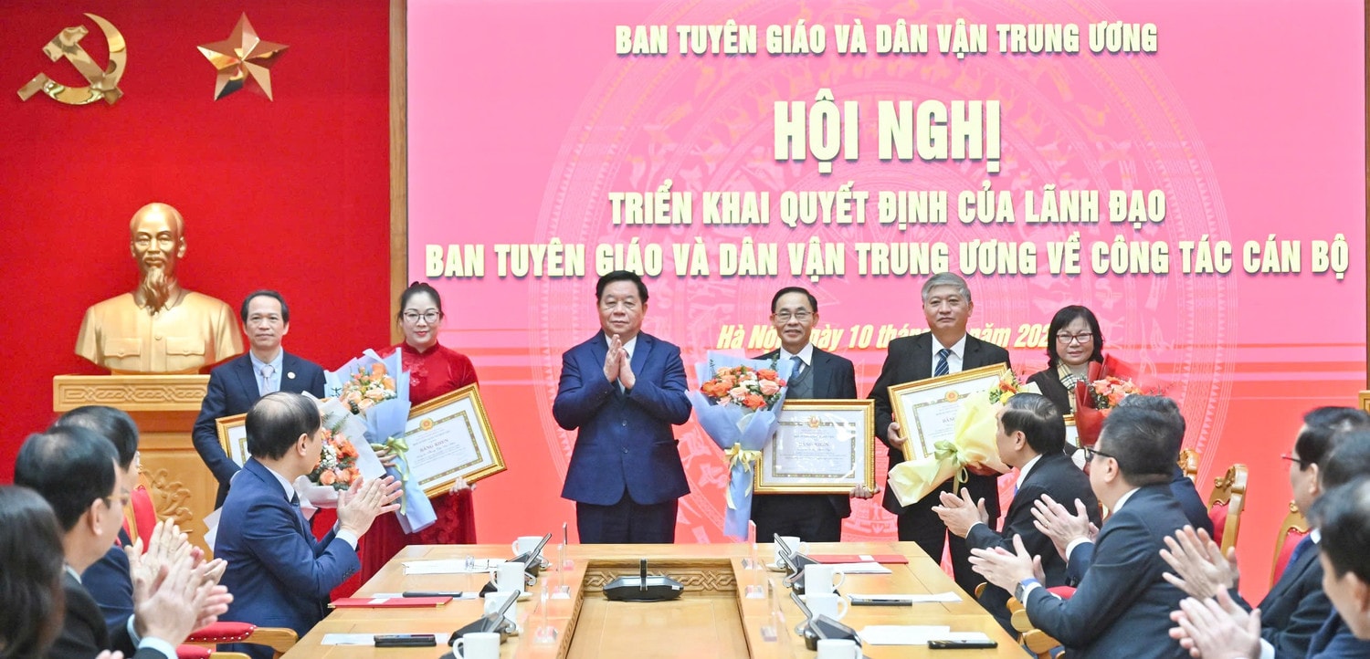 hoi-nghi07.jpg