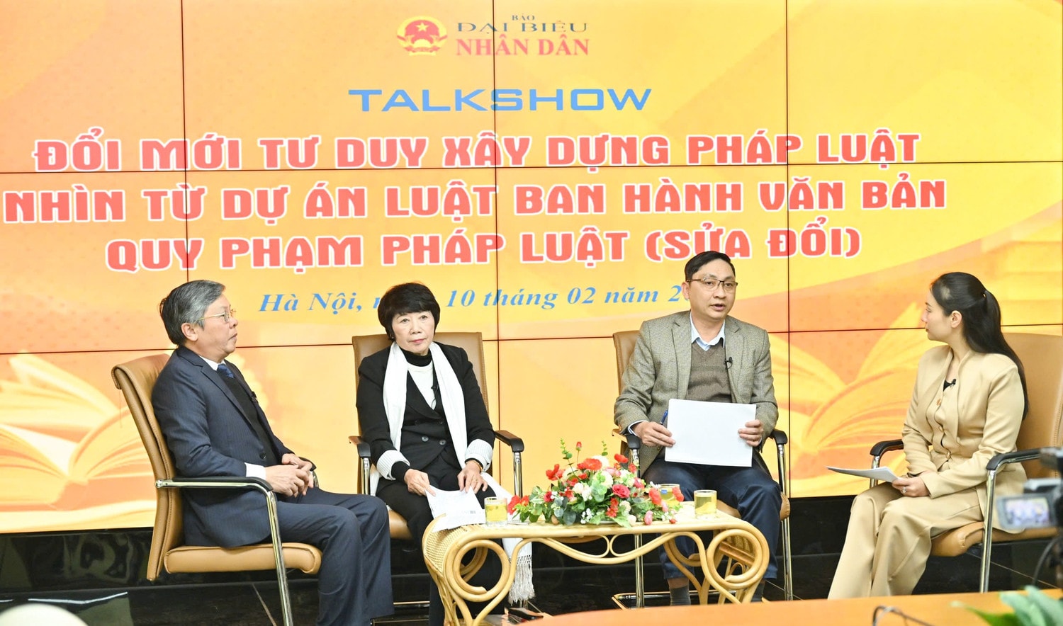talk06.jpg