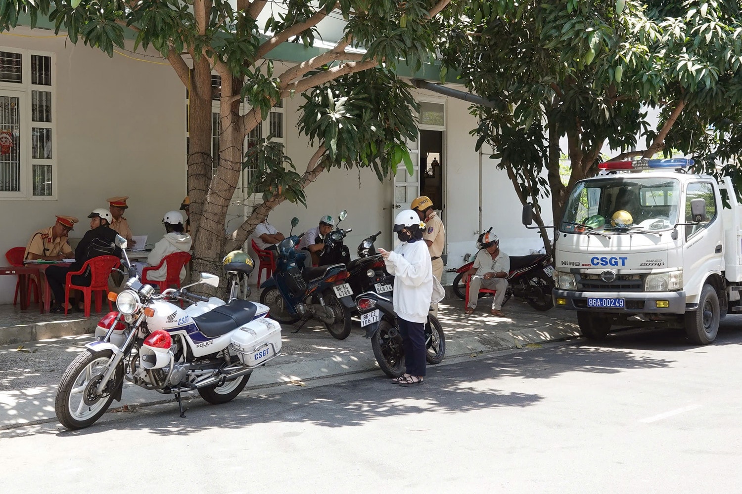 Số vụ vi phạm giao thông liên quan đến học sinh giảm mạnh sau một năm thực hiện Chỉ thị số 31