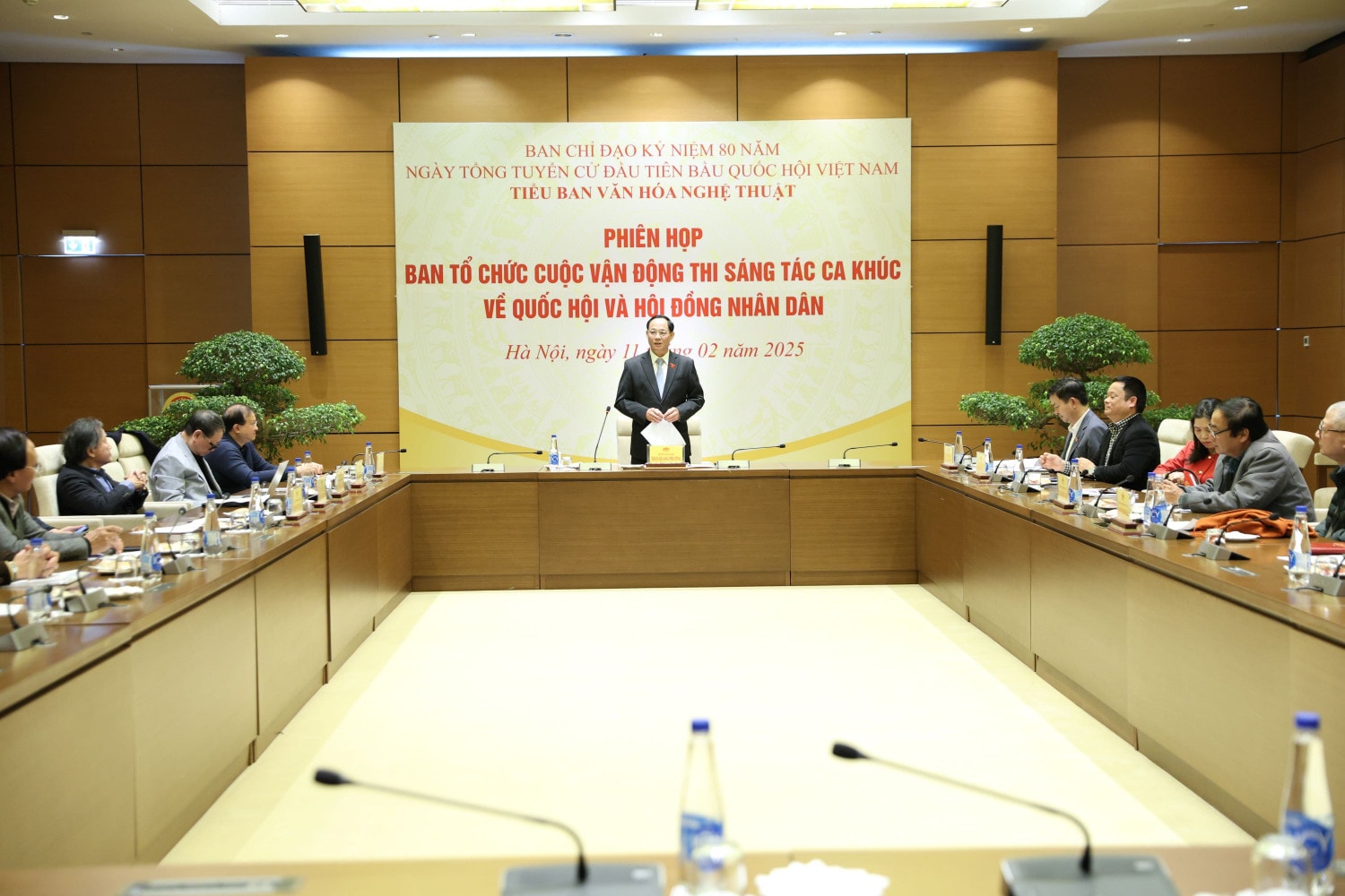 Quang cảnh Phiên họp