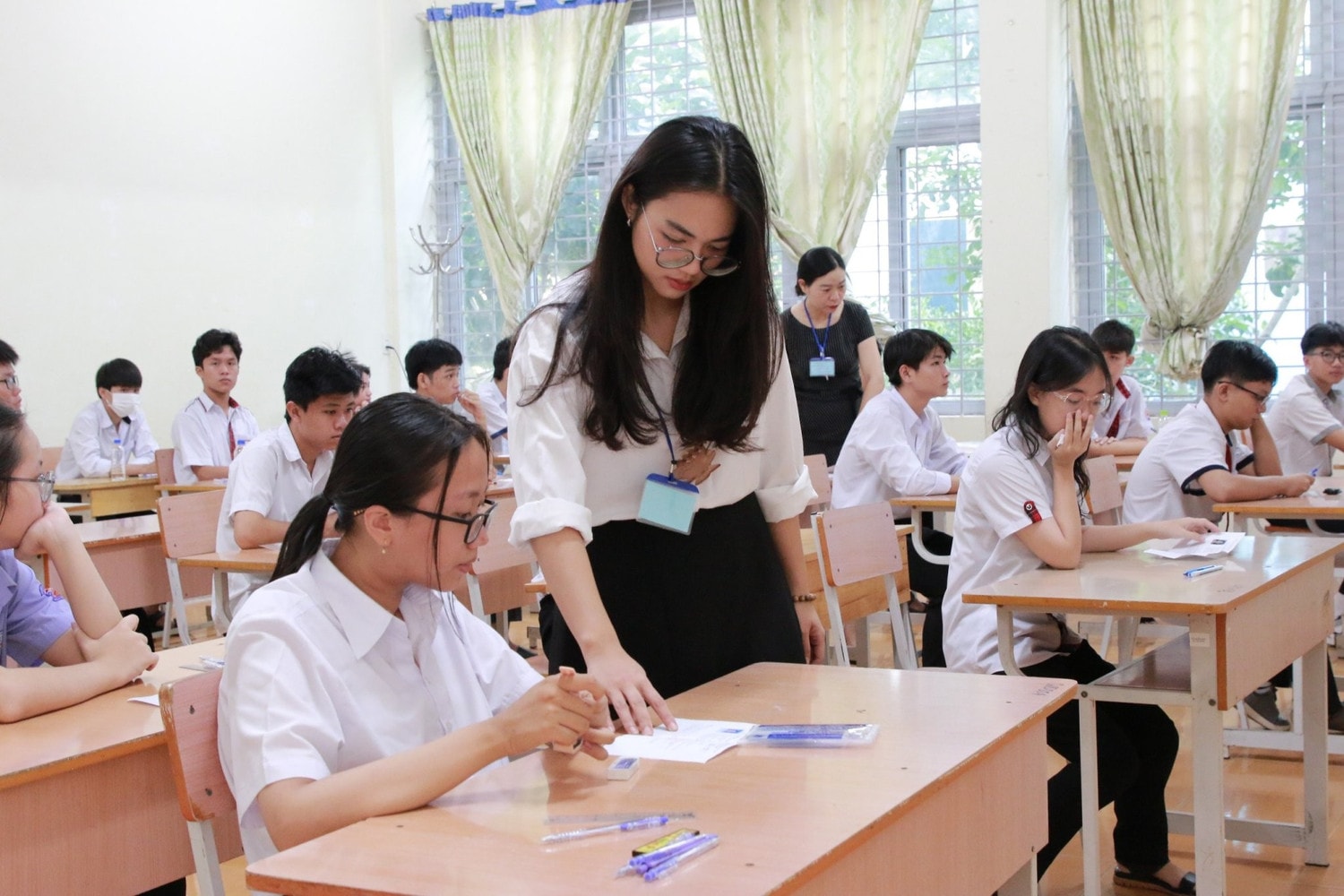 ky-thi.jpg