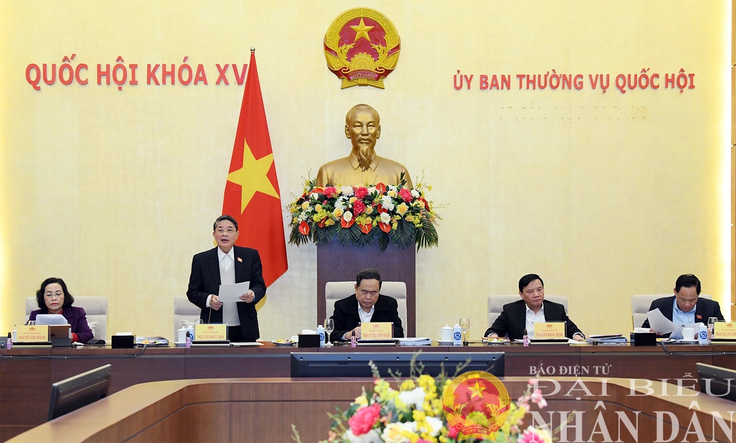 Phó Chủ tịch Quốc hội Nguyễn Đức Hải phát biểu kết luận. Ảnh: Lâm Hiển