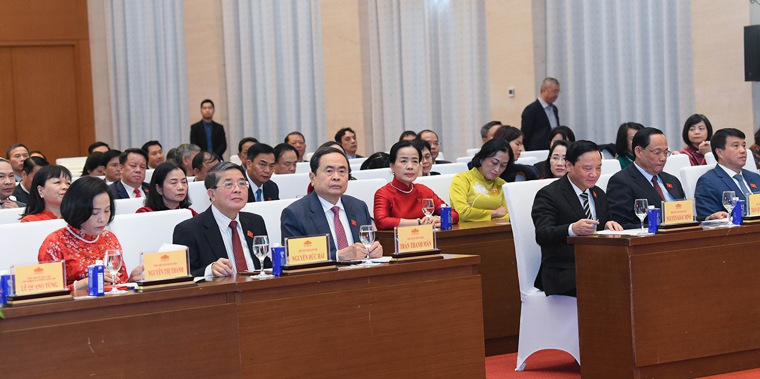 Chủ tịch Quốc hội Trần Thanh Mẫn và các đại biểu dự Lễ công bố, trao quyết định khen thưởng và phát động phong trào thi đua năm 2025. Ảnh: Lâm Hiển