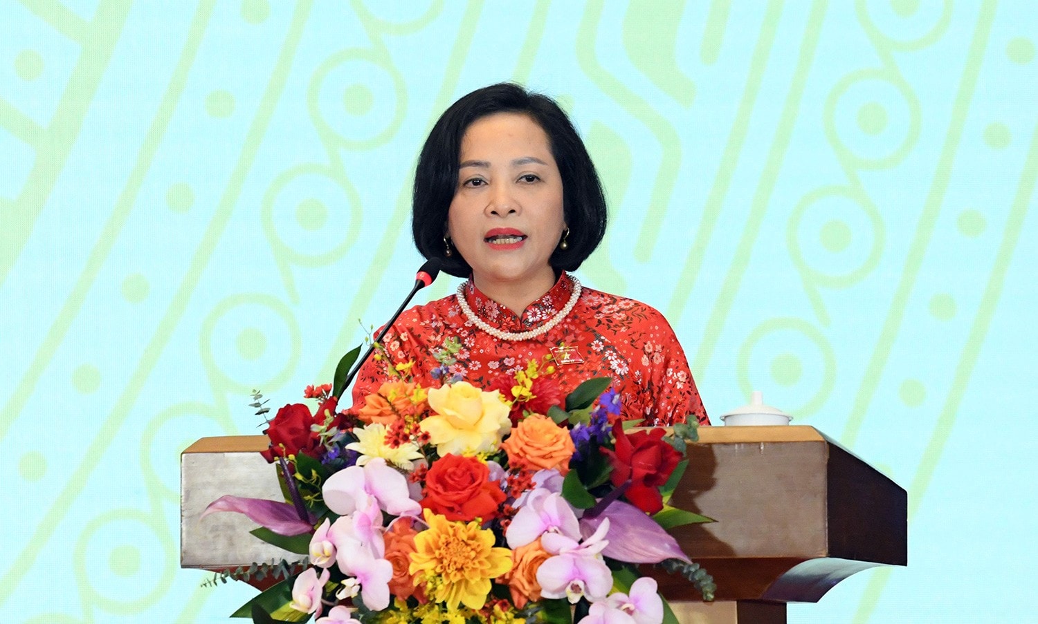 Phó Chủ tịch Quốc hội Nguyễn Thị Thanh phát biểu. Ảnh: Lâm Hiển