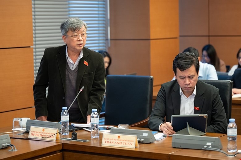 ĐBQH Trương Trọng Nghĩa (TP. Hồ Chí Minh) phát biểu