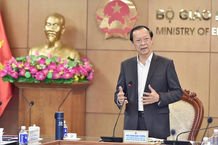 Thứ trưởng Bộ Giáo dục và Đào tạo Phạm Ngọc Thưởng