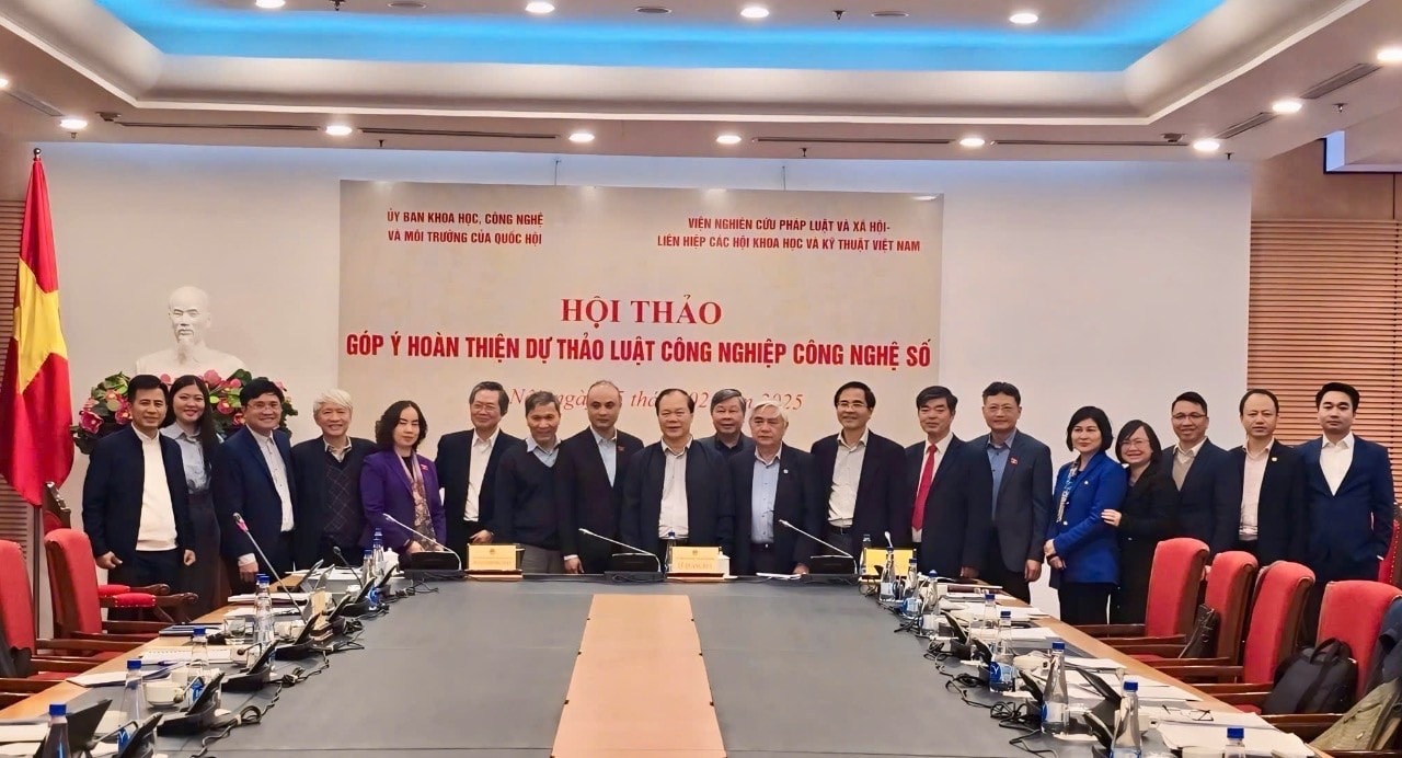 Các đại biểu tham dự Hội thảo