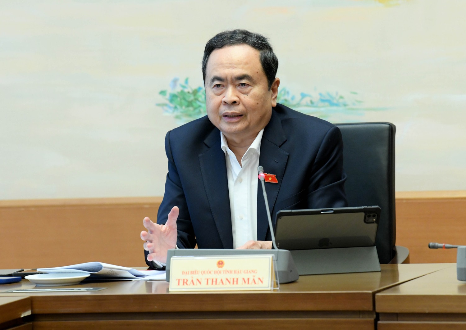 Chủ tịch Quốc hội Trần Thanh Mẫn phát biểu tại phiên thảo luận Tổ sáng 15.2. Ảnh: Lâm Hiển