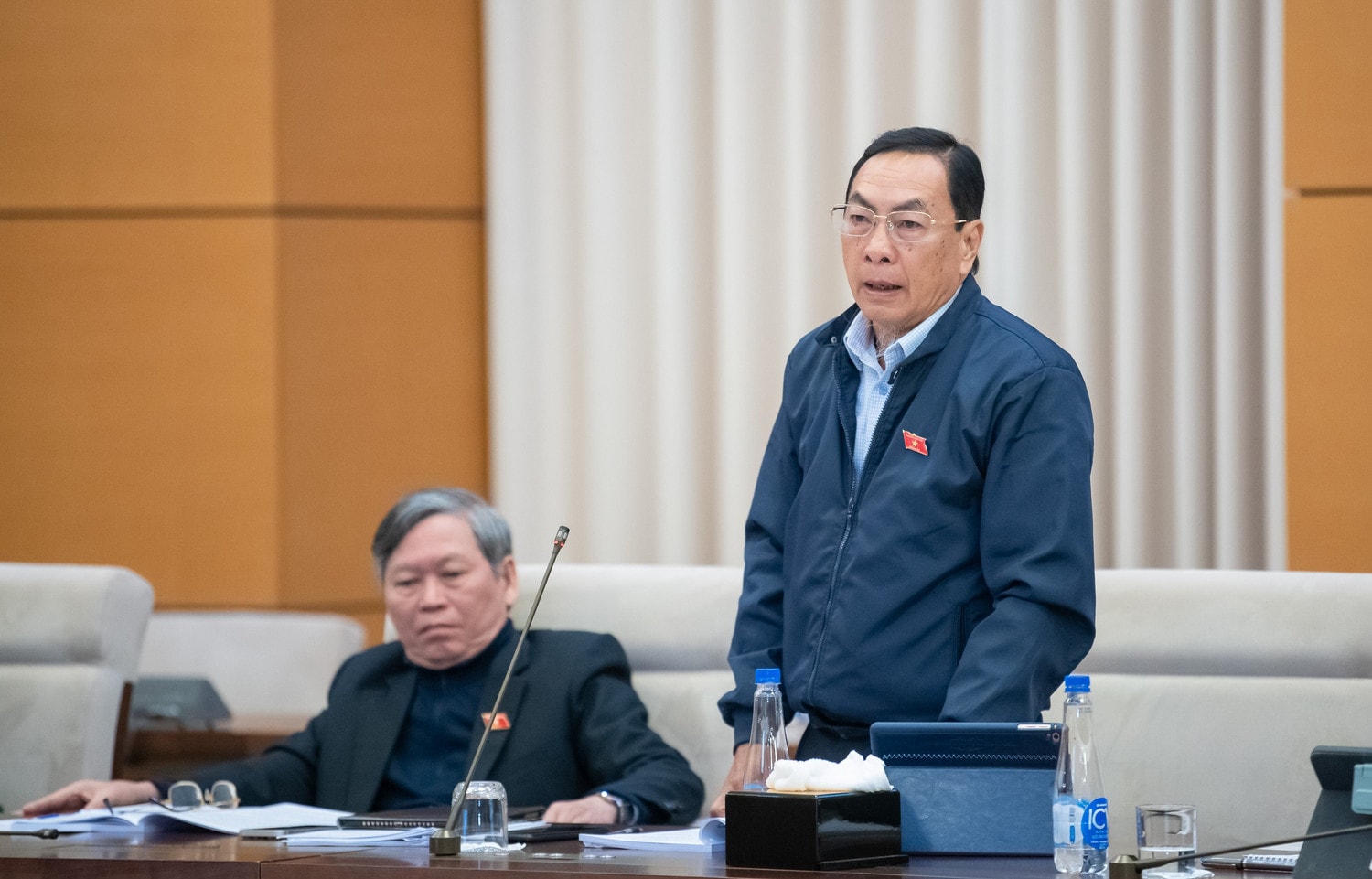 ĐBQH Phạm Văn Hòa (Đồng Tháp) phát biểu