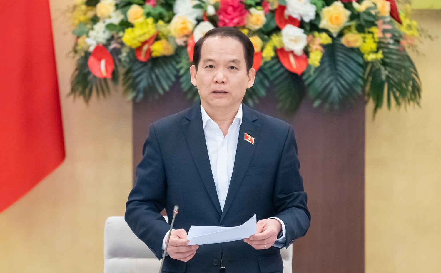 Chủ nhiệm Ủy ban Pháp luật Hoàng Thanh Tùng phát biểu tại Phiên giải trình. Ảnh: Minh Trang