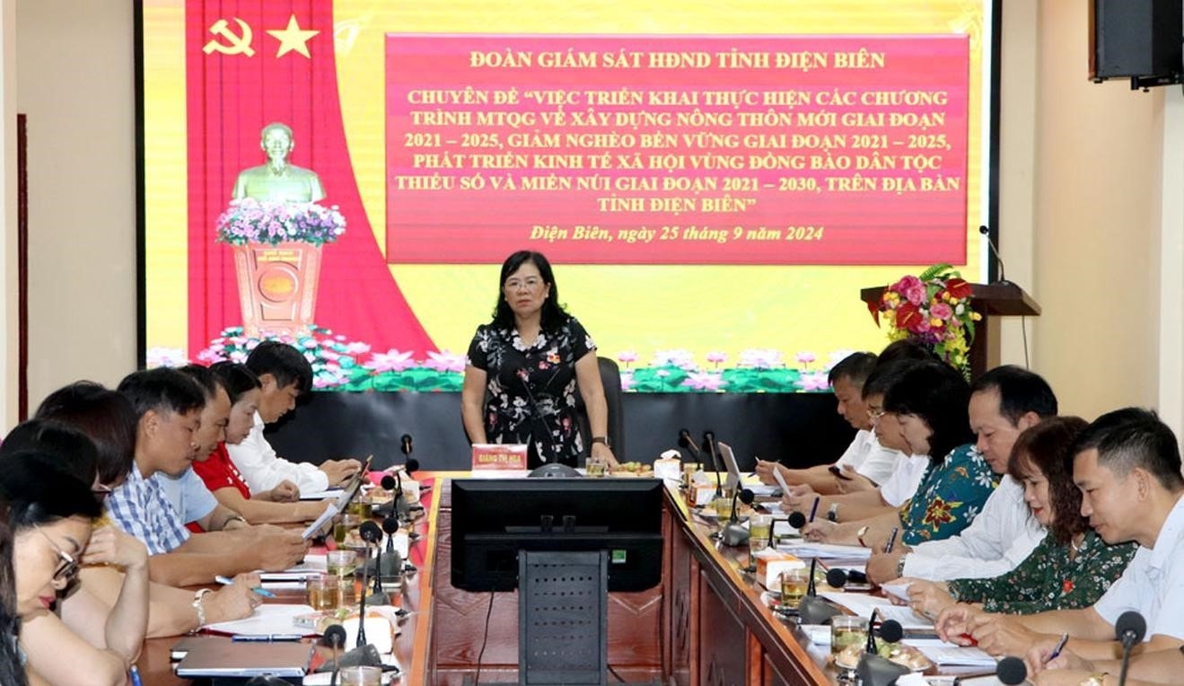 Toàn cảnh cuộc làm việc của Đoàn giám sát HĐND tỉnh với Sở Nông nghiệp và Phát triển nông thôn tỉnh Điện Biên. Ảnh: Bùi Tiến