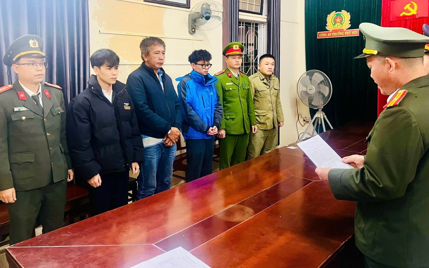 Công an thành phố Huế triệt phá đường dây mua bán hơn 56 triệu dữ liệu cá nhân. Ảnh: AN