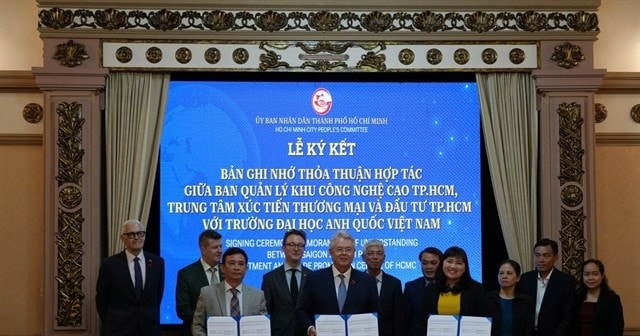 Signing ceremony of cooperation agreement to build an international-standard High-Tech Skills Training Centre in HCM City on February 12. — VNS Photo 404914-ch1.jpg