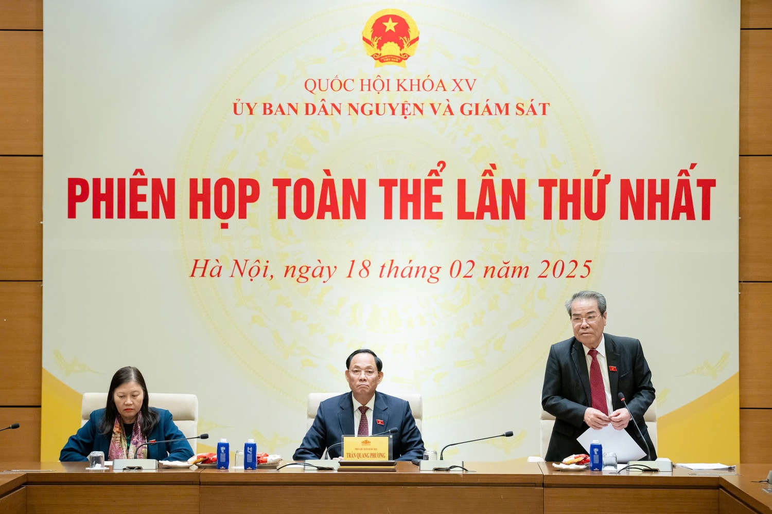 Chủ nhiệm Ủy ban Dân nguyện và Giám sát Dương Thanh Bình phát biểu