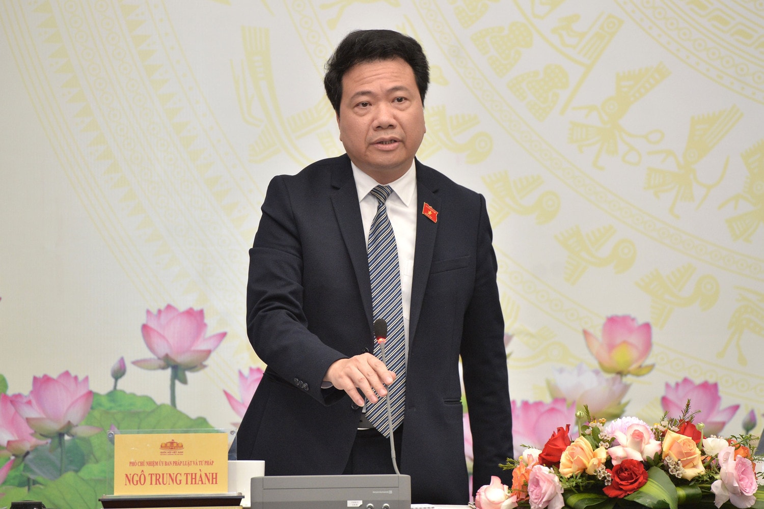 pho-chu-nhiem-uy-ban-phap-luat-va-tu-phap-ngo-trung-thanh.jpg