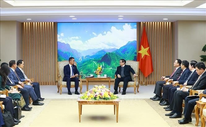 Thủ tướng Phạm Minh Chính tiếp Phó Thủ tướng, Bộ trưởng Bộ Nội vụ Vương quốc Campuchia Sar Sokha. Ảnh: Dương Giang/TTXVN
