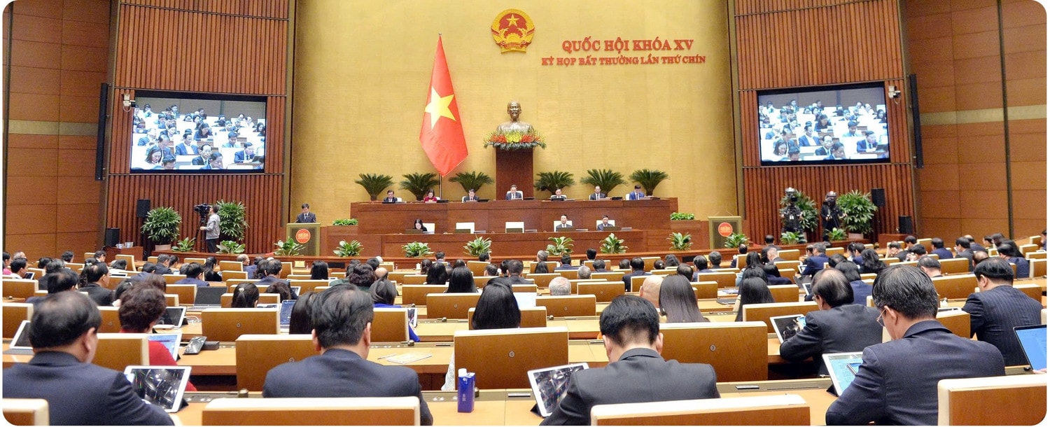 Các đại biểu dự phiên bế mạc Kỳ họp bất thường lần thứ Chín, Quốc hội khóa XV. Ảnh: Quang Khánh