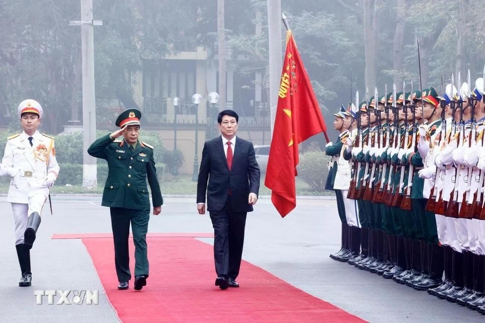 Chủ tịch nước Lương Cường duyệt Đội danh dự Quân đội Nhân dân Việt Nam. Ảnh: Lâm Khánh/TTXVN