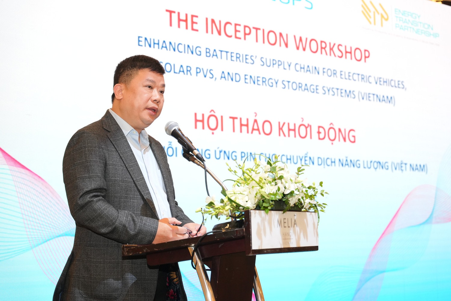 Vụ trưởng Vụ Kinh tế công nghiệp, dịch vụ Lê Tuấn Anh phát biểu.