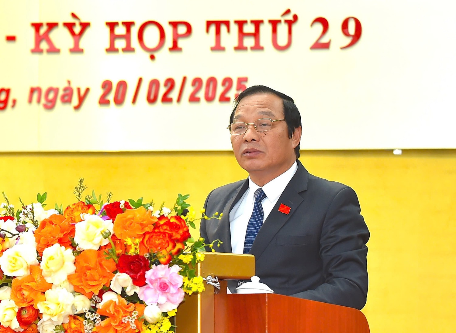 Phó Bí thư Thường trực Tỉnh ủy, Trưởng đoàn ĐBQH, Chủ tịch HĐND tỉnh Lê Văn Hiệu phát biểu bế mạc tại kỳ họp