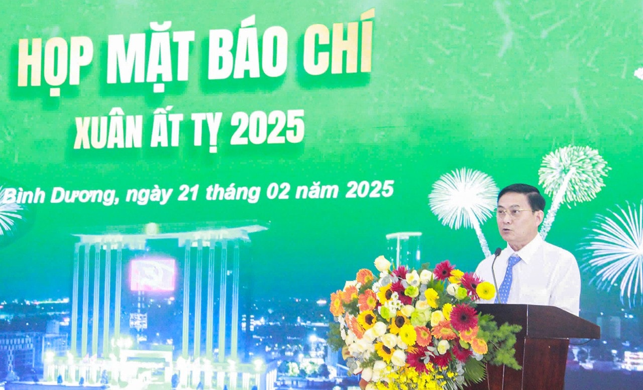 gap-mat-bao-chi-2.jpg