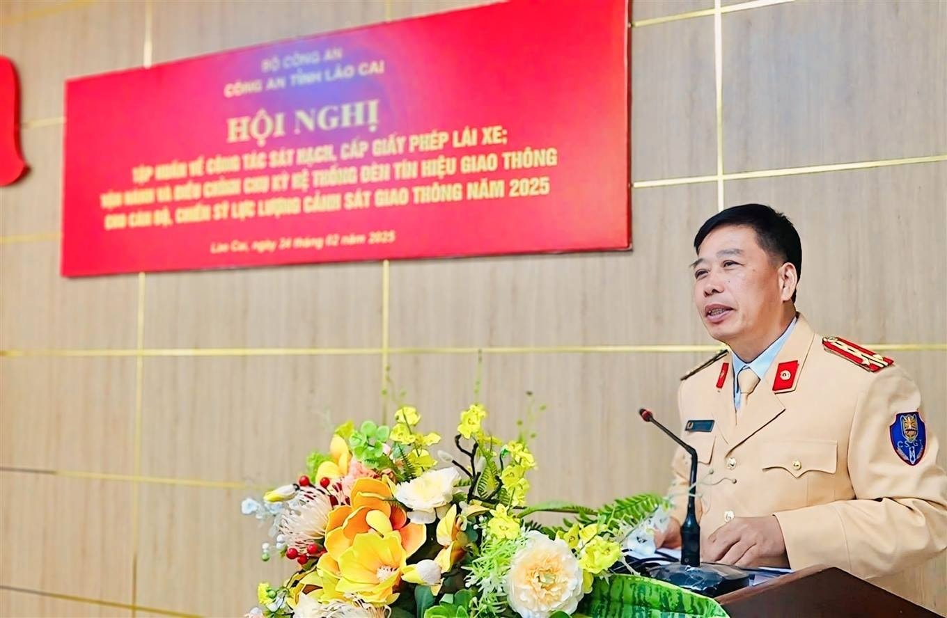 anh-4-dai-ta-pham-gia-chien-truong-phong-canh-sat-giao-thong-cong-an-tinh-phat-bieu-tai-buoi-tap-huan.jpg