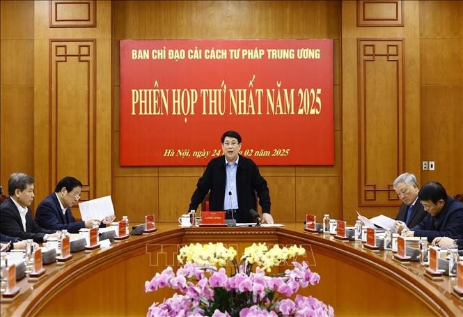 Chủ tịch nước Lương Cường chủ trì Phiên thứ nhất năm 2025 Ban Chỉ đạo Cải cách Tư pháp Trung ương. Ảnh: Lâm Khánh/TTXVN