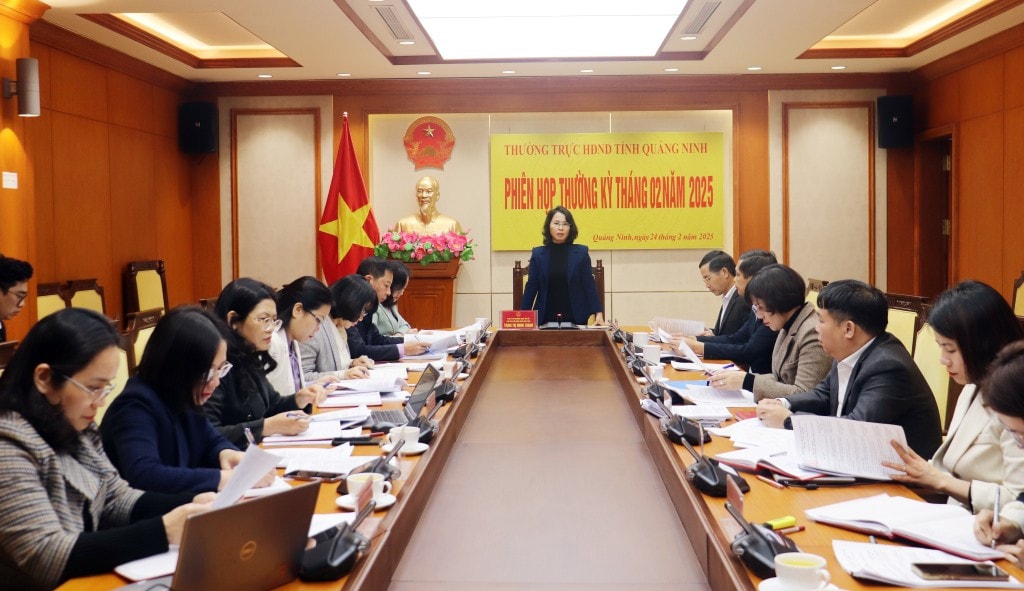 pho-bi-thu-thuong-truc-tinh-uy-chu-tich-hdnd-tinh-trinh-thi-minh-thanh-phat-bieu-ket-luan.jpg