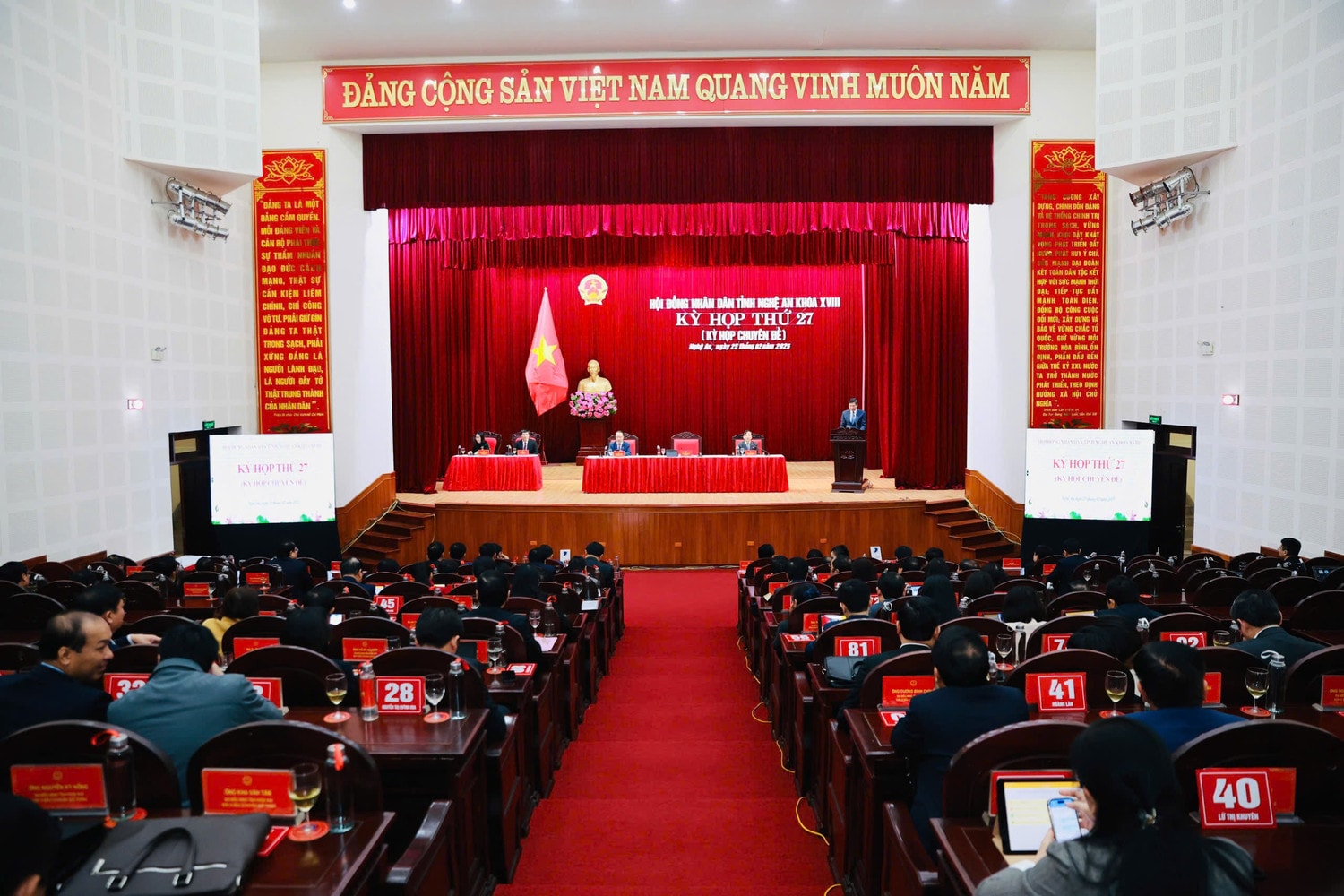 quang-canh-551461.jpg