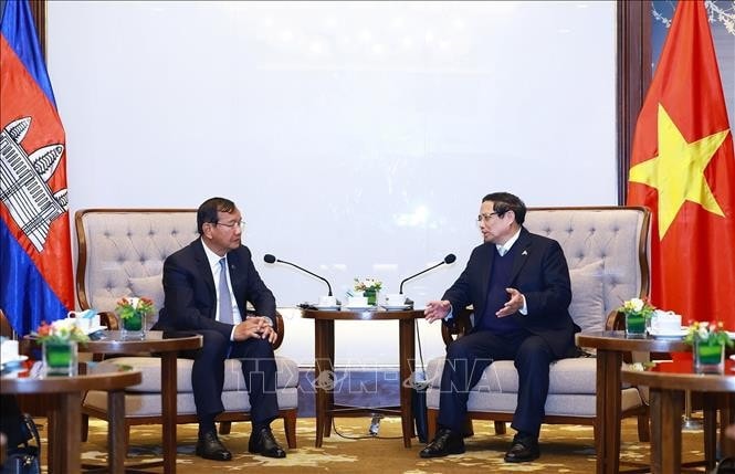 Thủ tướng Phạm Minh Chính tiếp Phó Thủ tướng, Bộ trưởng Ngoại giao và Hợp tác quốc tế Campuchia Prak Sokhonn. Ảnh: Dương Giang/TTXVN