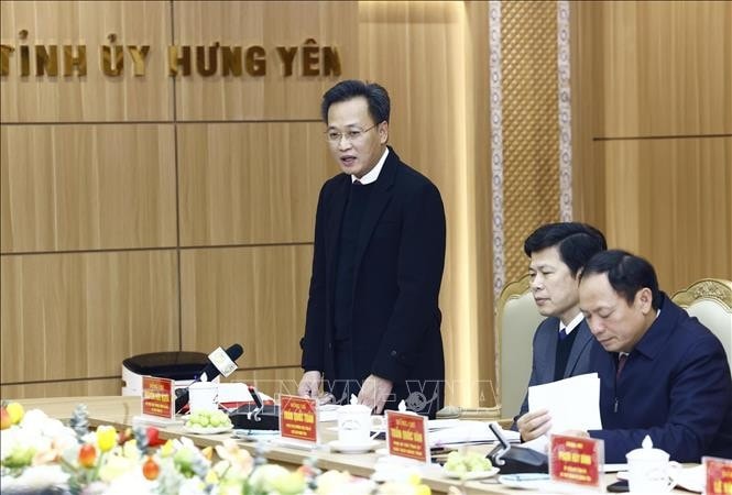 Đồng chí Nguyễn Hữu Nghĩa, Uỷ viên Trung ương Đảng, Bí thư Tỉnh uỷ Hưng Yên báo cáo một số nội dung. Ảnh: Lâm Khánh/TTXVN