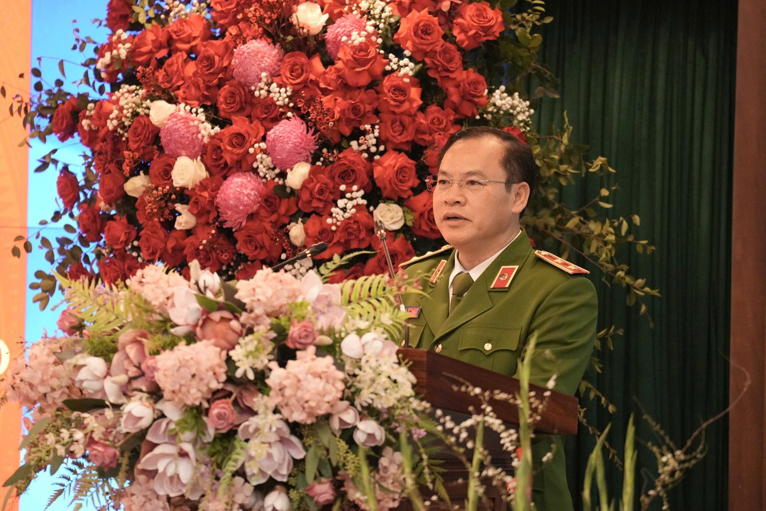 thu-truong-long.jpg