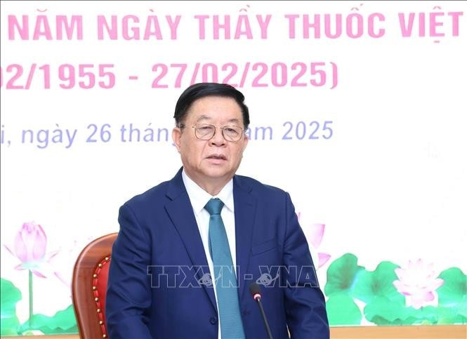Trưởng Ban Tuyên giáo và Dân vận Trung ương Nguyễn Trọng Nghĩa phát biểu chúc mừng Trường Đại học Y Hà Nội. Ảnh: Phương Hoa/TTXVN
