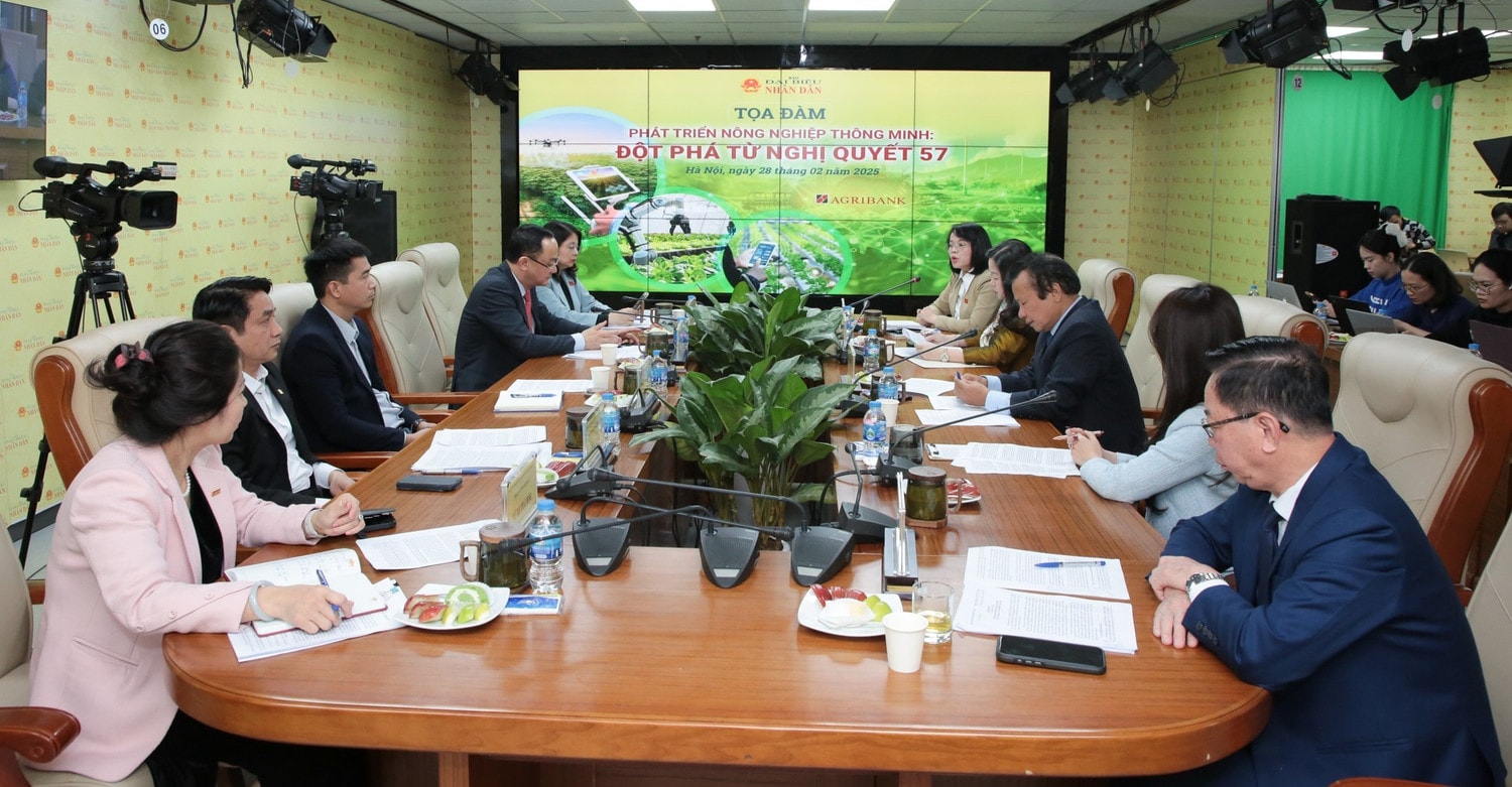 quangcanh-1.jpg