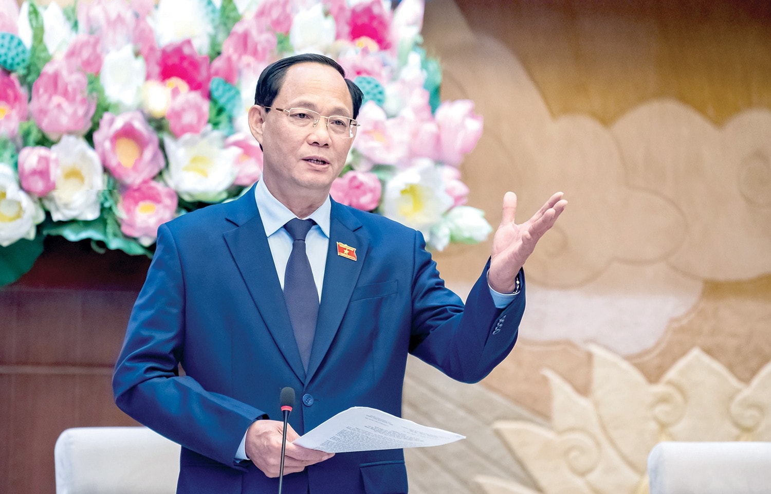 pho-chu-tich-quoc-hoi-tran-quang-phuong-phat-bieu-chi-dao-tai-hoi-thao.jpg