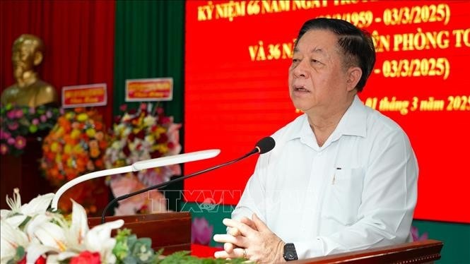 Ủy viên Bộ Chính trị, Bí thư Trung ương Đảng, Trưởng Ban Tuyên giáo và Dân vận Trung ương Nguyễn Trọng Nghĩa phát biểu chỉ đạo.