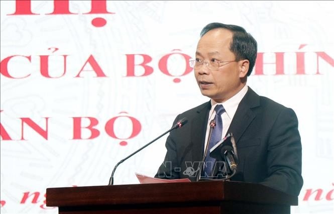 Bí thư Tỉnh ủy Hà Tĩnh Nguyễn Duy Lâm phát biểu nhận nhiệm vụ