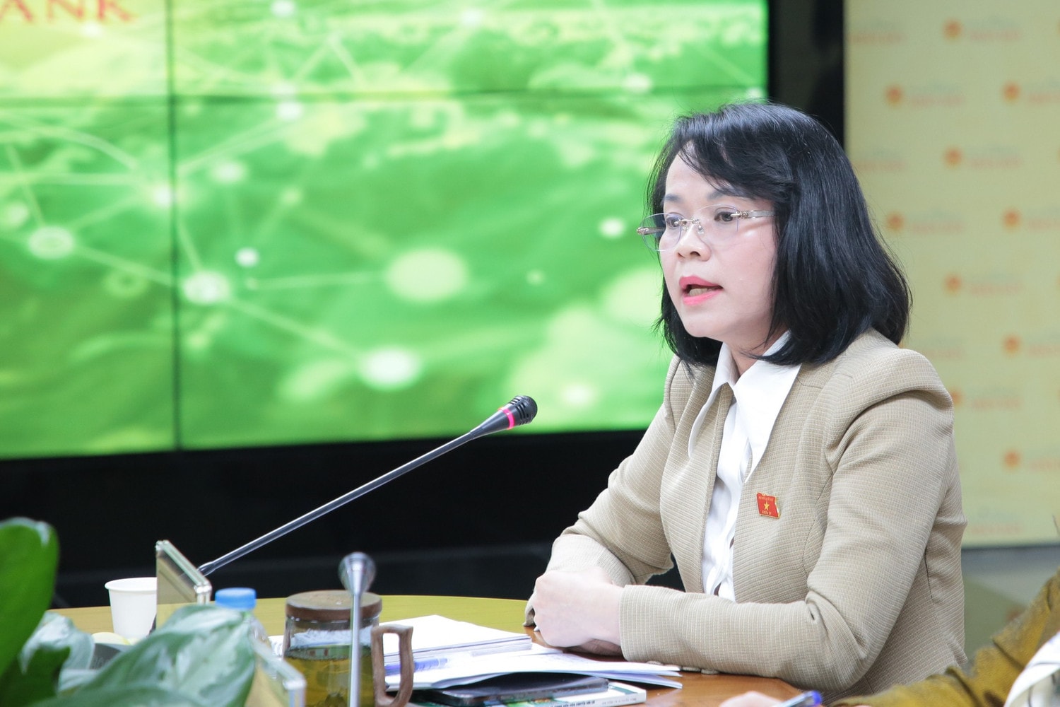 ts-phamthihongyen-6.jpg