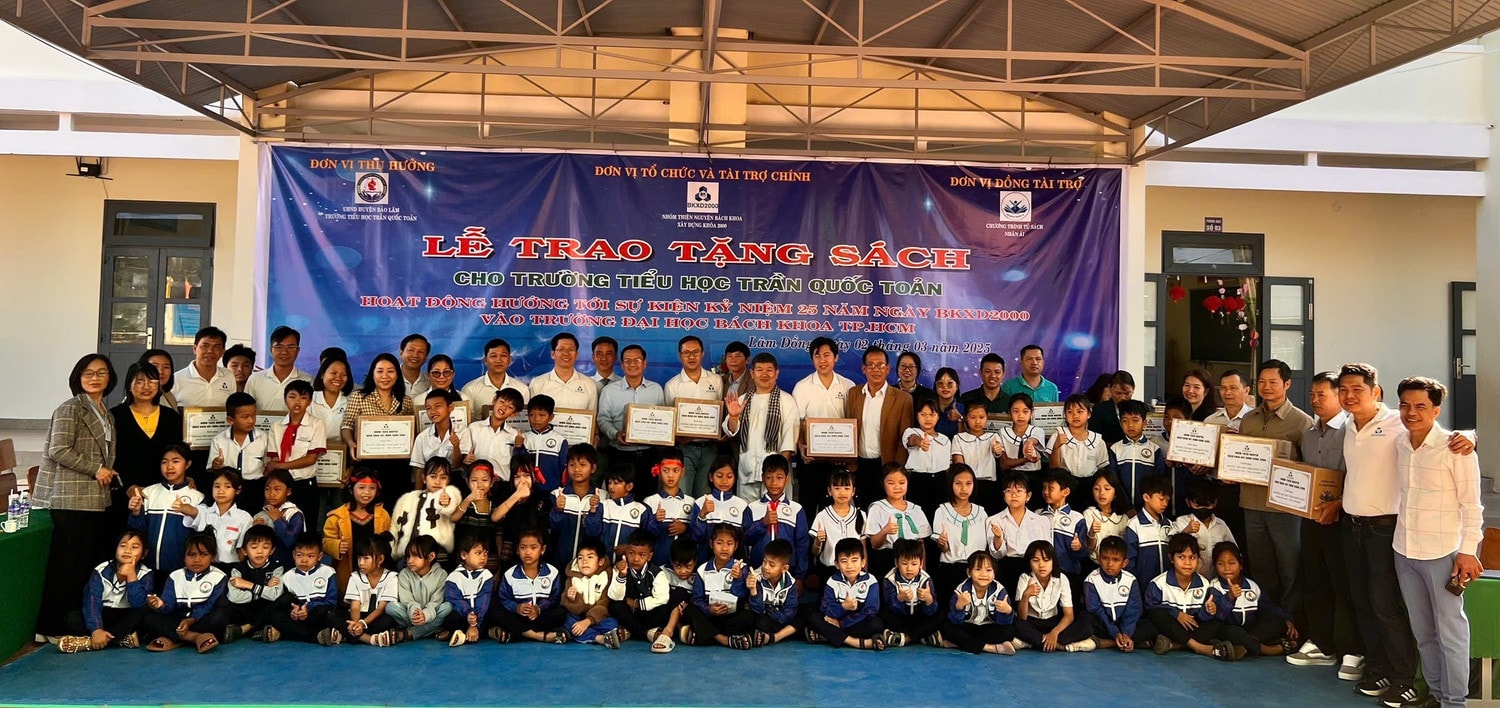trao-tang-sach-lam-dong.jpg