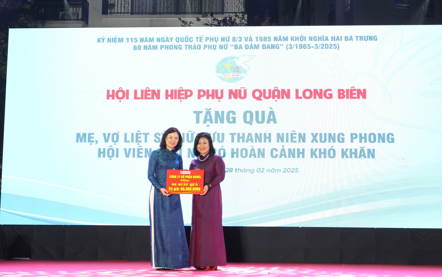 2822025-hanel-giao-luu-va-tang-qua-nhan-dip-ky-niem-60-nam-phong-trao-ba-dam-dang-qlong-bien-3.jpg