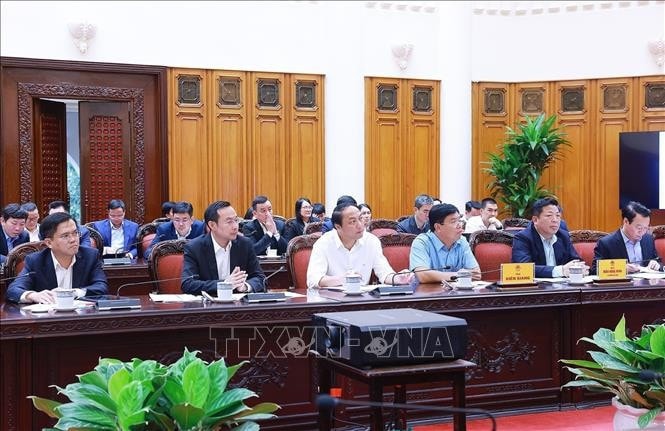 Lãnh đạo các bộ, địa phương tham dự cuộc họp. Ảnh: Dương Giang/TTXVN